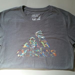🆕ADIDAS TEE NWT!🆕